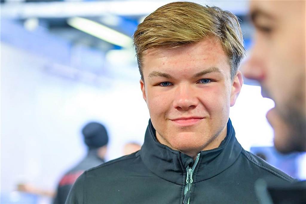 Jacob Riegel kämpft mit stumpfer Waffe: GT3-Debut in Monza lässt Luft nach oben Jacob Riegel in der Box