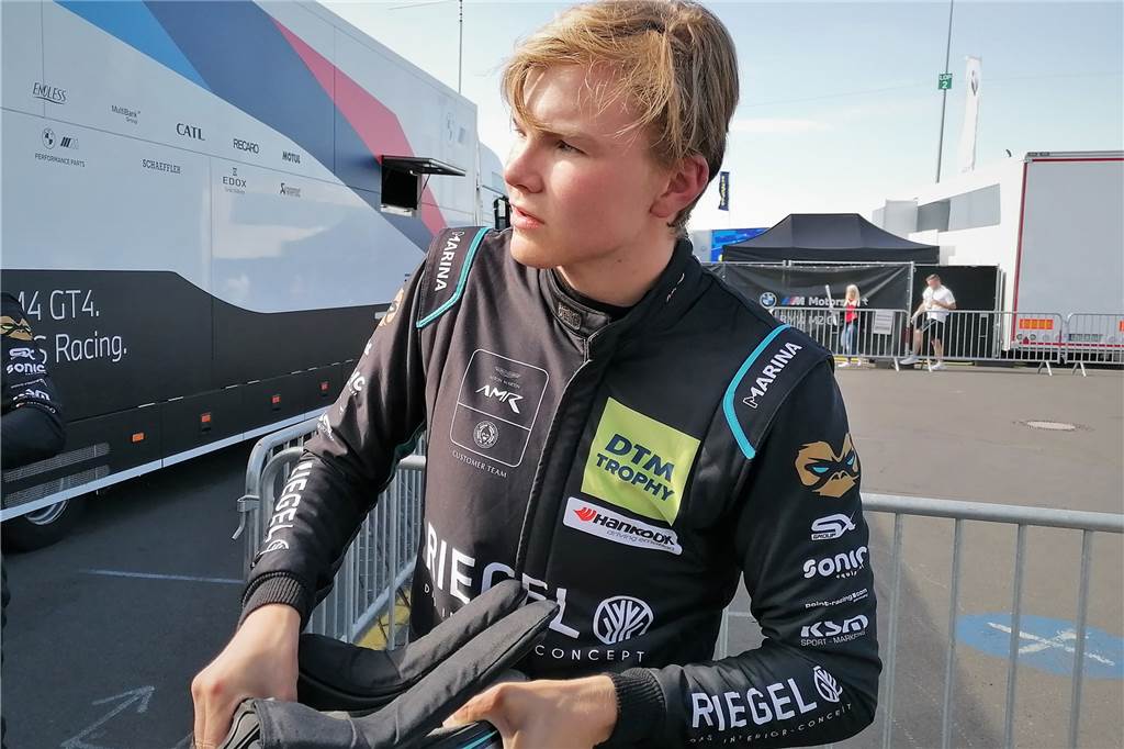 Riegel am Nürburgring - zwischen Reifenstapel und Punkten Jacob Riegel