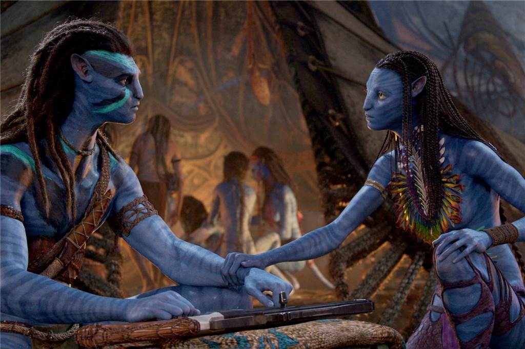 Kino-Chef Dominik Paffrath über „Avatar“: Kommen die Leute zurück? Jake Sully und Neytiri (von links) sind die beiden Protagonisten des neuen Films „Avatar: The Way Of Water“. Sie gehören zu den menschenähnlichen Einwohnern des Mondes Pandora.