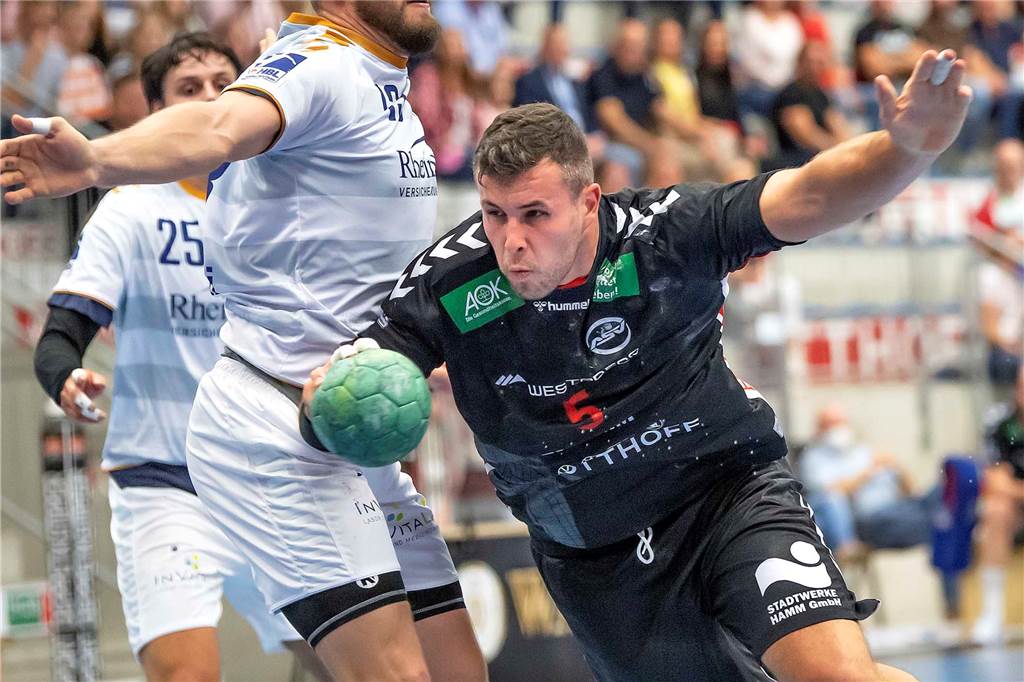 Ex-TuRa-Spieler schafft den Sprung in die Bundesliga Jan Brosch, ehemaliger Spieler des HC TuRa Bergkamen, wechselt zum Deutschen Pokalsieger.