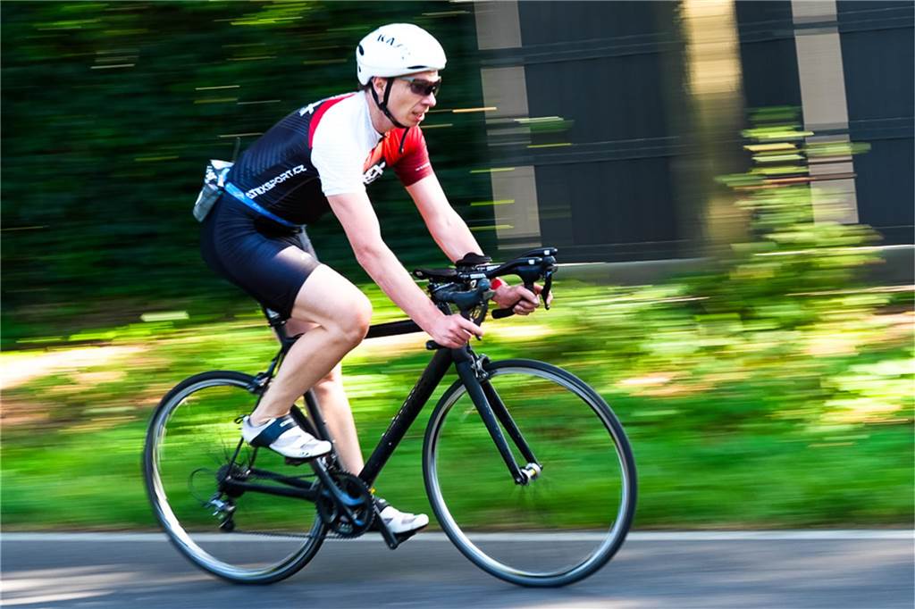 Melanie Kottemölle gewinnt Jedermann-Triathlon in Vreden Jan Menge startete auf dem Rad die Aufholjagd.