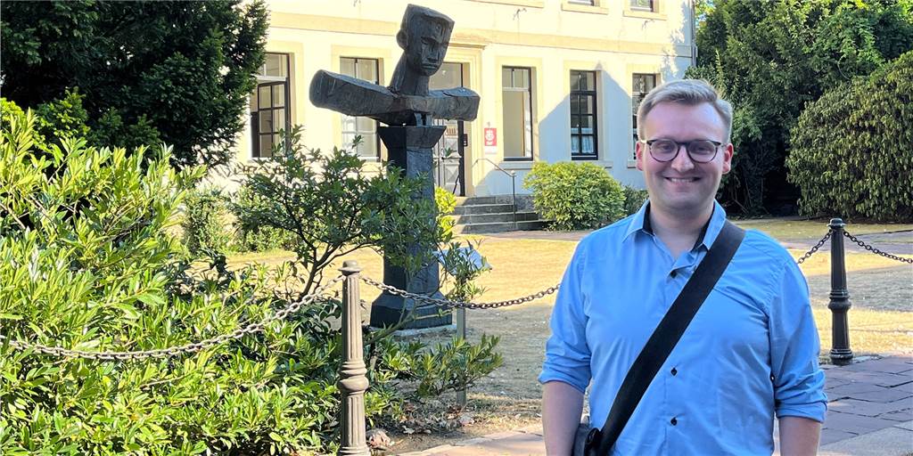 Jan Tasler, Kaplan in St. Sixtus Haltern, reduziert seine Stelle, weil er für sich neue Lebensperspektiven suchte und einen Weg gefunden hat. Das mache ihn zufrieden, sagt er.