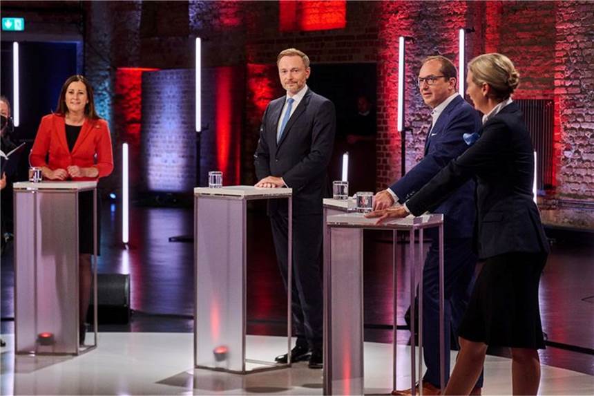 Streit bei kleineren Parteien: Auf Triell folgt Vierkampf Janine Wissler (l-r), Christian Lindner, Alexander Dobrindt und Alice Weidel kurz vor Beginn der Live-Sendung.