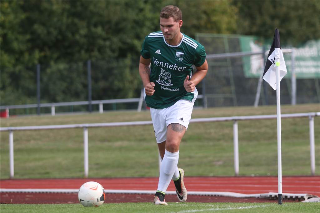 Ehemaligen FCN-Spieler hat es nach Köln gezogen: Wie klappt das in der Pandemie? Janis Drees, ehemaliger Spieler des FC Nordkirchen, wohnt jetzt in Köln.