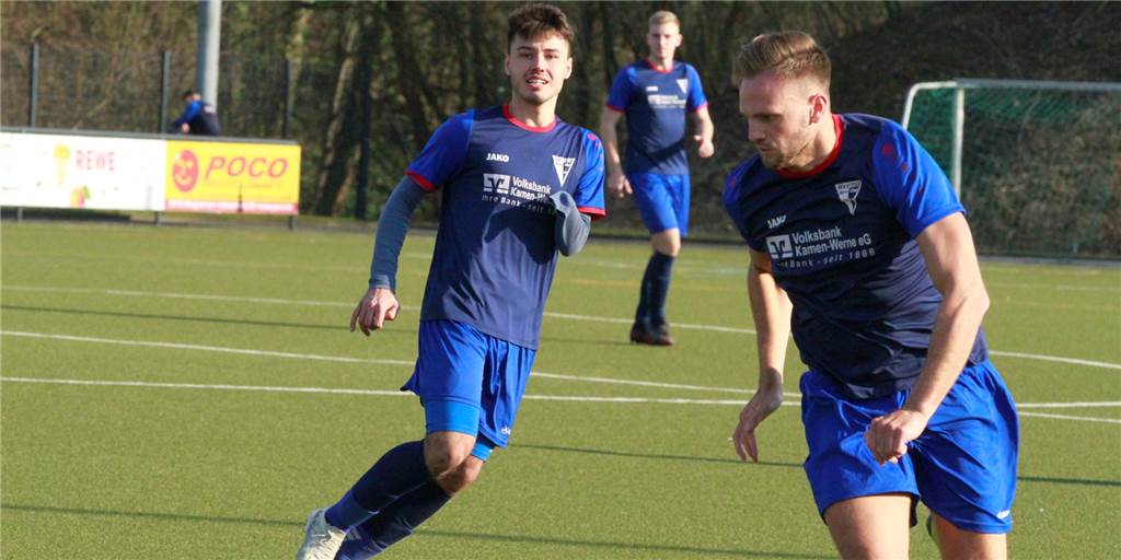 Werner SC verliert Test in Hiltrup und zeigt vor allem in einem Mannschaftsteil Schwächen Jannik Prinz (r.) stand zum ersten Mal in diesem Sommer bei einem Testspiel auf dem Platz.