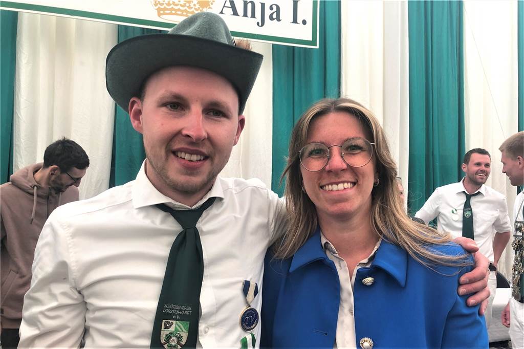 Jannik Sasse und Anka Behning sind das neue Königspaar auf der Hardt.