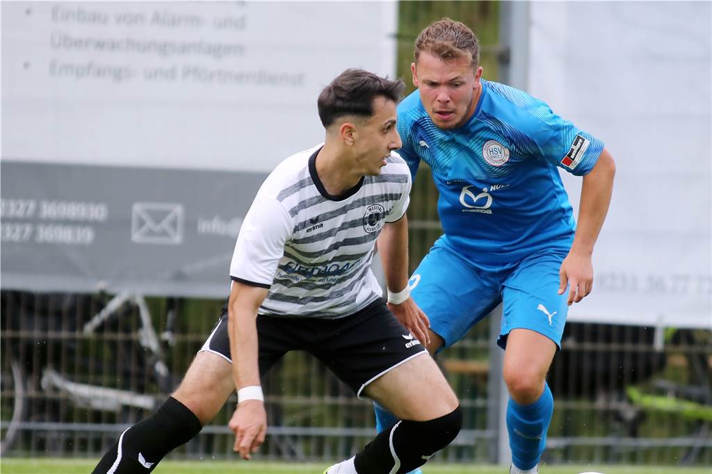 Hombrucher SV kommt mit Hallen-Champion: Der siegte in seiner Heimat vor 3000 Zuschauern Jannik Tipkemper (r.) spielt zum ersten Mal bei der Dortmunder Hallenstadtmeisterschaft mit.