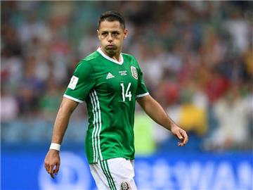 Javier "Chicharito" Hernández könnte Bayer Leverkusen noch in diesem Sommer verlassen. Foto: Marius Becker