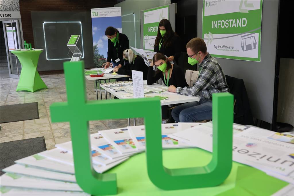 Familienausflug auf den Campus: Das war los beim Tag der offenen Tür der TU Jede Menge Aktionen und Informationen rund um Studium und Forschung bot der Tag der offenen Tür an der TU Dortmund.