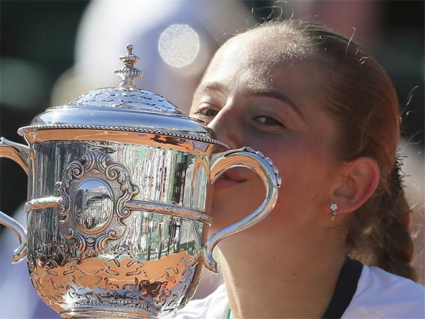 Lettin Ostapenko gewinnt die French Open Jelena Ostapenko gewinnt bei den French Open ihren ersten großen Titel. Foto: David Vincent