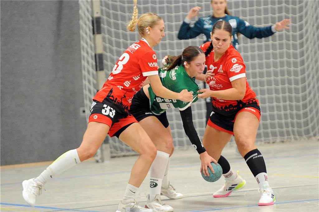 HVE Villigst-Ergste mit Wut im Bauch ins Lokalduell: HSG-Motto: Wenn nicht jetzt, wann dann? Jennifer Nickolas und Klara Rosenthal laufen für die HSG Schwerte/Westhofen auf.