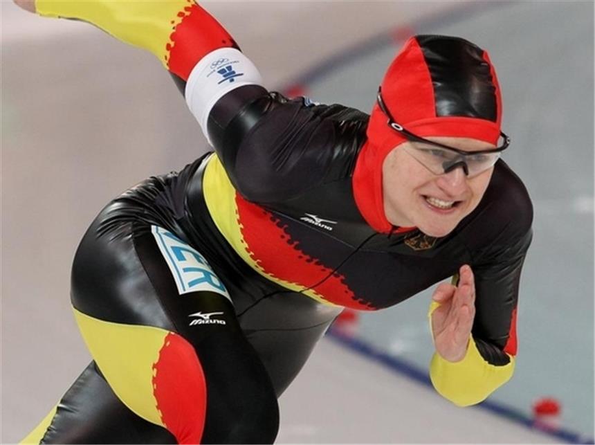Goldener Olympia-Tag dank Hüfner und Neuner Jenny Wolf gibt auf dem Eisoval alles.