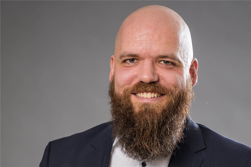 „Es brennt in der City“ - Dortmunder Händler drücken aufs Tempo Jens Nußbaum vom Dortmunder Stadtplanungsbüro Stadt + Handel hat die Aufgabe bis Ende 2022 eine Citymanagement aufzubauen. Am Dienstagabend war er erstmals zu Gast beim Cityring, der Interessenvertretung der Innenstadt-Kaufleute.
