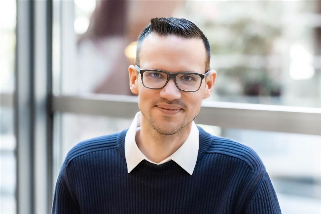 Ärgern sich über kalte Heizungen: „Ich könnten plötzlich nur noch kalt duschen“ Jens Rospek ist Pressesprecher von Vivawest.
