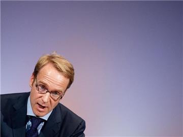 Jens Weidmann befürwortet eine automatische Laufzeitverlängerung von Staatsanleihen kriselnder Euroländer. Foto: Robert Schlesinger/Archiv