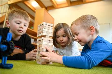 Jetzt sollen Verwaltung und Politik in Raesfeld erneut eine Kindertagesstätte aus dem Boden stampfen. (Symbolbild)