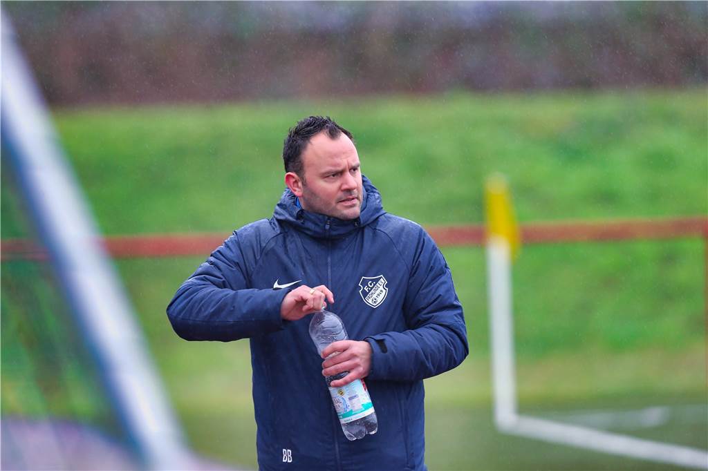 FC Frohlinde will es beim Spitzenreiter Horsthausen Arminia Bielefeld nachmachen Jimmy Thimm wird gegen Horsthausen nicht da sein, da er im Urlaub ist.