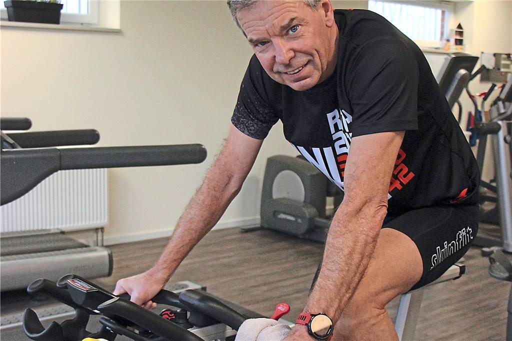 Challenge Roth im Visier: Für Joachim Flüthmann ist kein Ende in Sicht oachim Flüthmann weiß, wofür er sich im Wintertraining anstrengt: Er hat die Challenge Roth ins Visier genommen