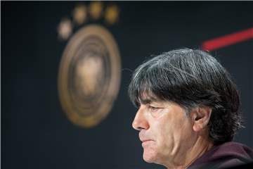 Joachim Löw übernimmt die Verantwortung für das EM-Aus.