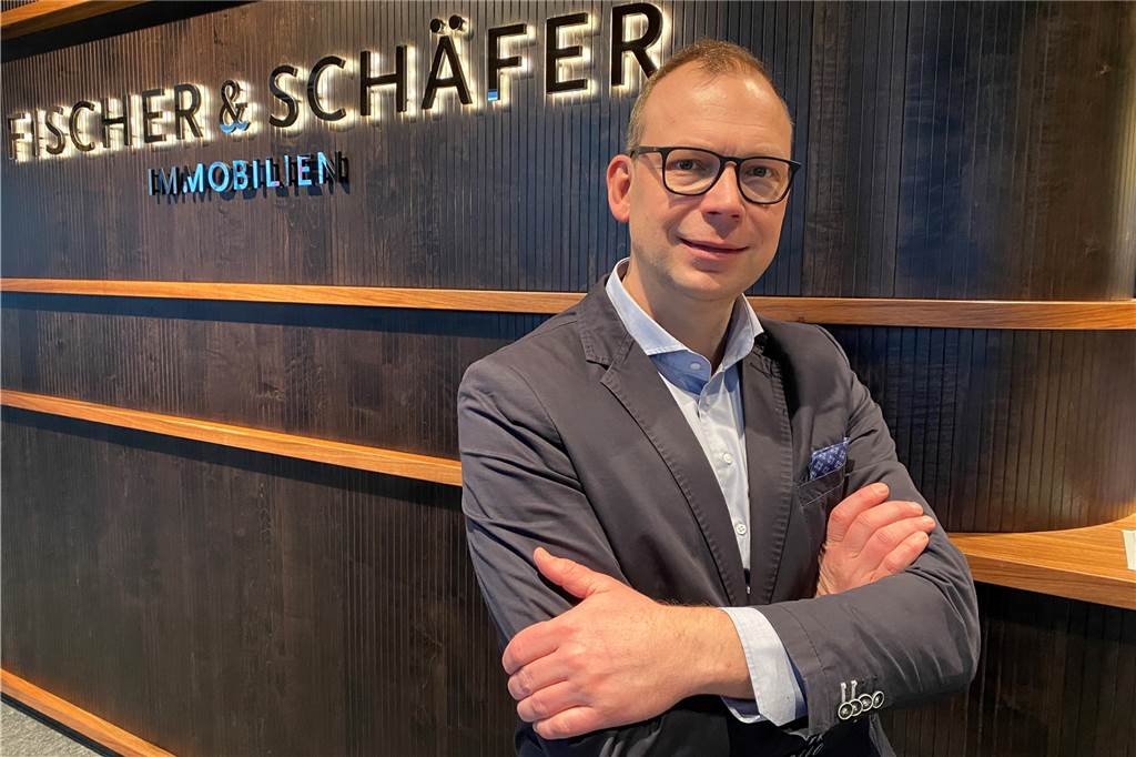 Lennhof: Erste Kaufinteressenten für die traditionsreiche Gaststätte Joachim Schäfer: Er berichtet von "einer Handvoll" Kaufinteressenten, die sich bisher gemeldet haben.