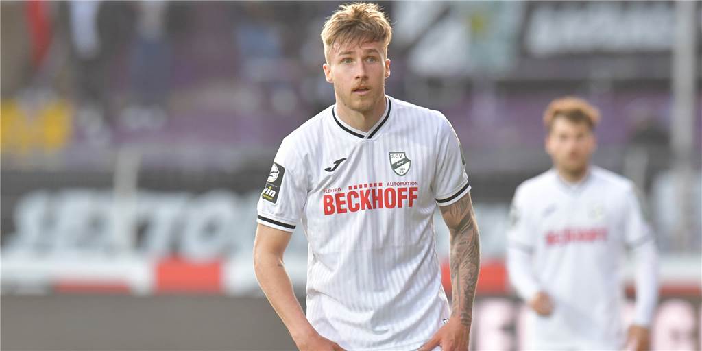 Grodowski hält spät die Klasse, Pieper verabschiedet sich: Die Saisonbilanz der heimischen Profis Joel Grodowski machte seine ersten Spiele für den SC Verl.