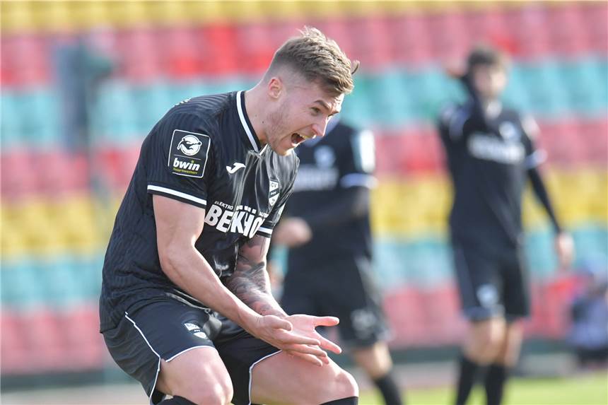 Grodowski gegen Willms: Fußballprofis aus Bork und Südkirchen treffen im direkten Duell aufeinander Joel Grodowski spiel mit dem SC Verl gegen den FSV Zwickau.
