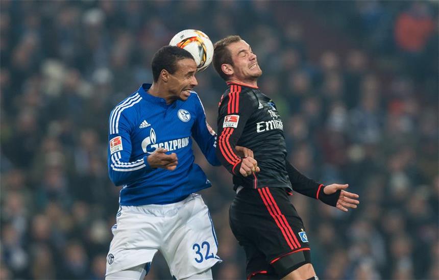 Joel Matip spricht über seinen S04-Abschied Joel Matip (l.) spricht im Interview über seine Schalker Jahre, Felix Magath und den FC Liverpool.