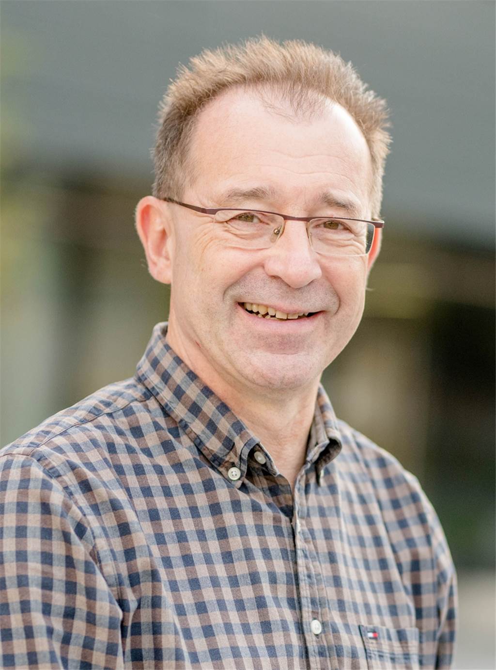 Politik-Professor zu UBP-Plakaten: „Natürlich ist das rechtspopulistisch“ Jörg Bogumil ist Professor für Politikwissenschaft / Öffentliche Verwaltung, Stadt- und Regionalpolitik an der Ruhr Universität Bochum