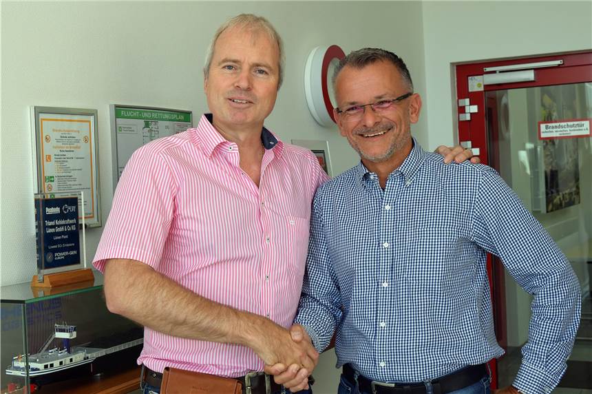 Jörn Neumann ist der letzte Leiter des Steag-Kraftwerks in Lünen Jörn Neumann (r.) hat die Leitung des stillgelegten Steag-Standortes in Lünen von Kai Uwe Braekler übernommen.