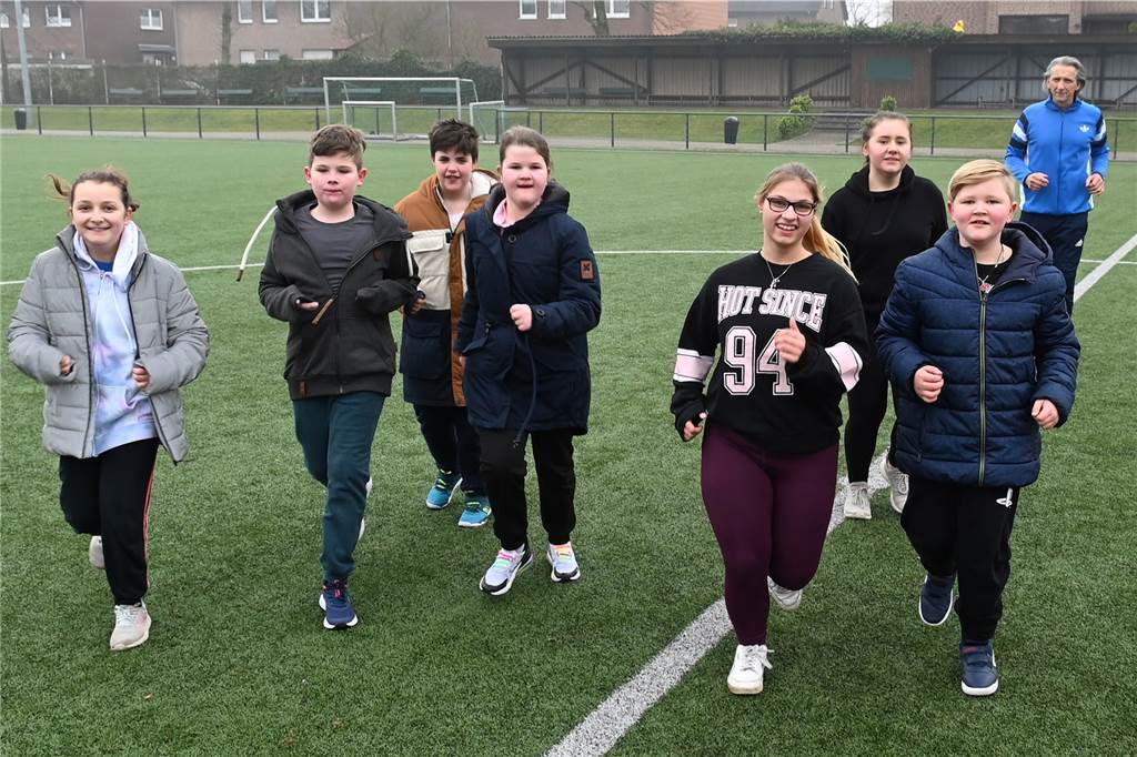 Dorstener Kids kämpfen erfolgreich gegen ihre Kilos Kinder-Trainingsgruppe von Andreas Schilasky