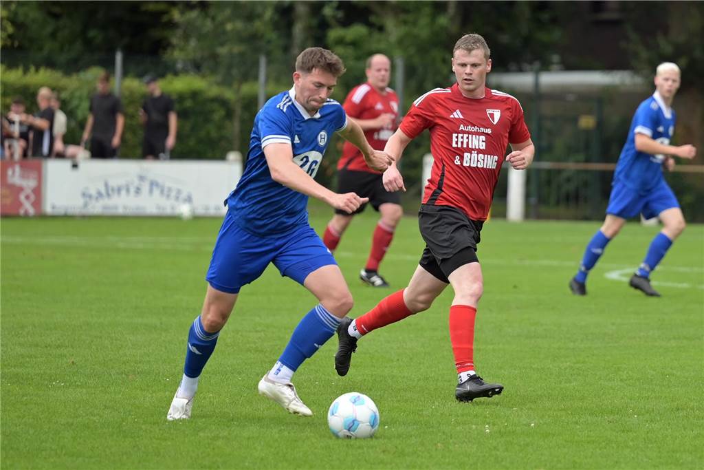 Leistungsträger aus der A-Liga verstärkt SuS Stadtlohn: Flexibel in der Defensive Johannes Zwiers (r.) spielt aktuell noch für seinen Heimatverein ASV Ellewick.