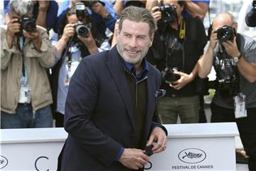 John Travolta macht immer eine gute Figur. Alles eine Frage der Kleidung. Foto: Joel C Ryan/Invision/AP