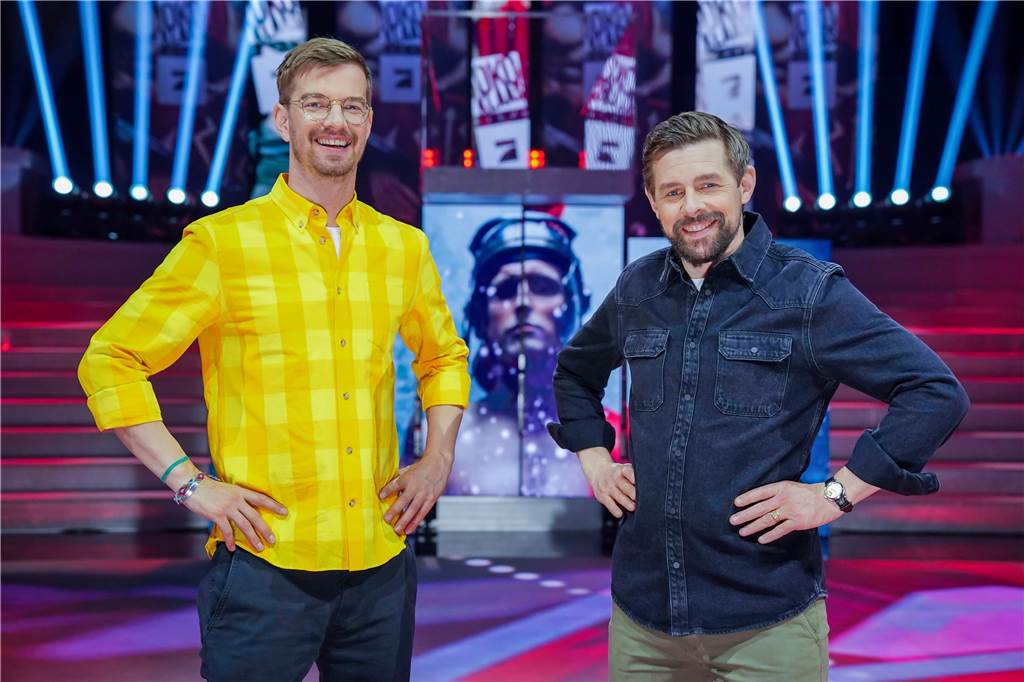 Ziegenbock „Joko“ modelt für Schokolade von prominentem Namensvetter Joko Winterscheidt (l.) und Klaas Heufer-Umlauf.