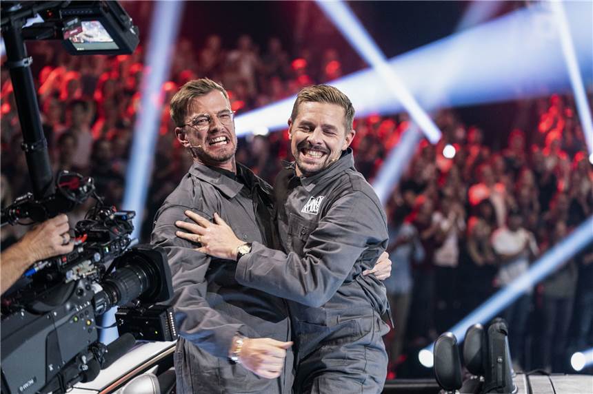 „Erschütternd und wichtig“: 15 Minuten von Joko und Klaas bewegen die TV-Zuschauer Joko Winterscheidt (l.) und Klaas Heufer-Umlauf waren dieses Mal gar nicht zu sehen.