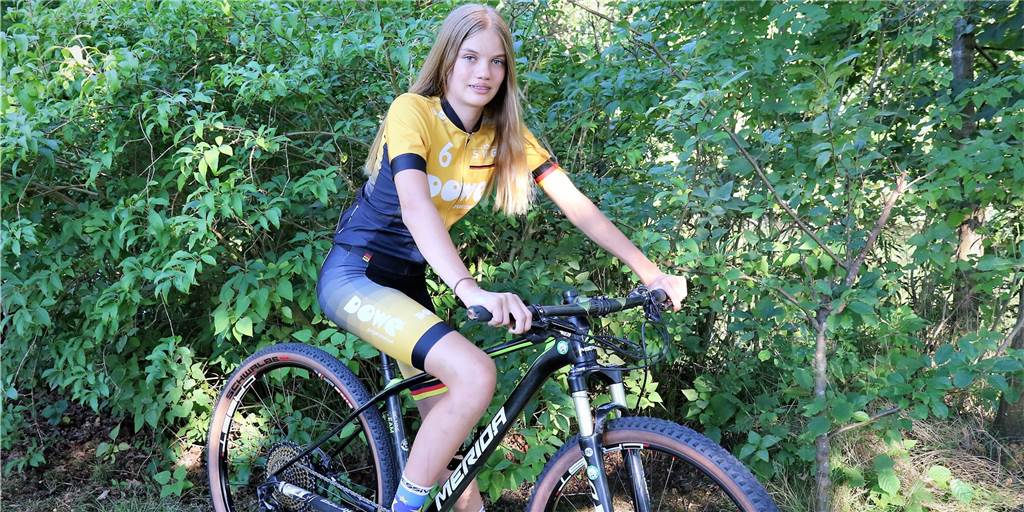 Halternerin bei der EM: Jola Aelken erreicht ihr Ziel trotz Sturz Jola Aelken startete in diesem Sommer zum ersten Mal bei den Jugend-Europameisterschaften im Mountainbike.