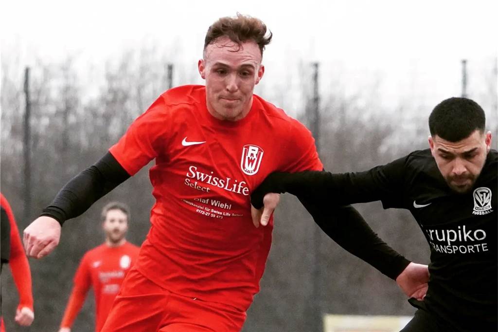 Verstärkung vom Nachbarn: Sportstudent stürmt nun für RW Unna Jona Hake kam bereits im Spiel gegen den VfL Platte Heide zum Einsatz.