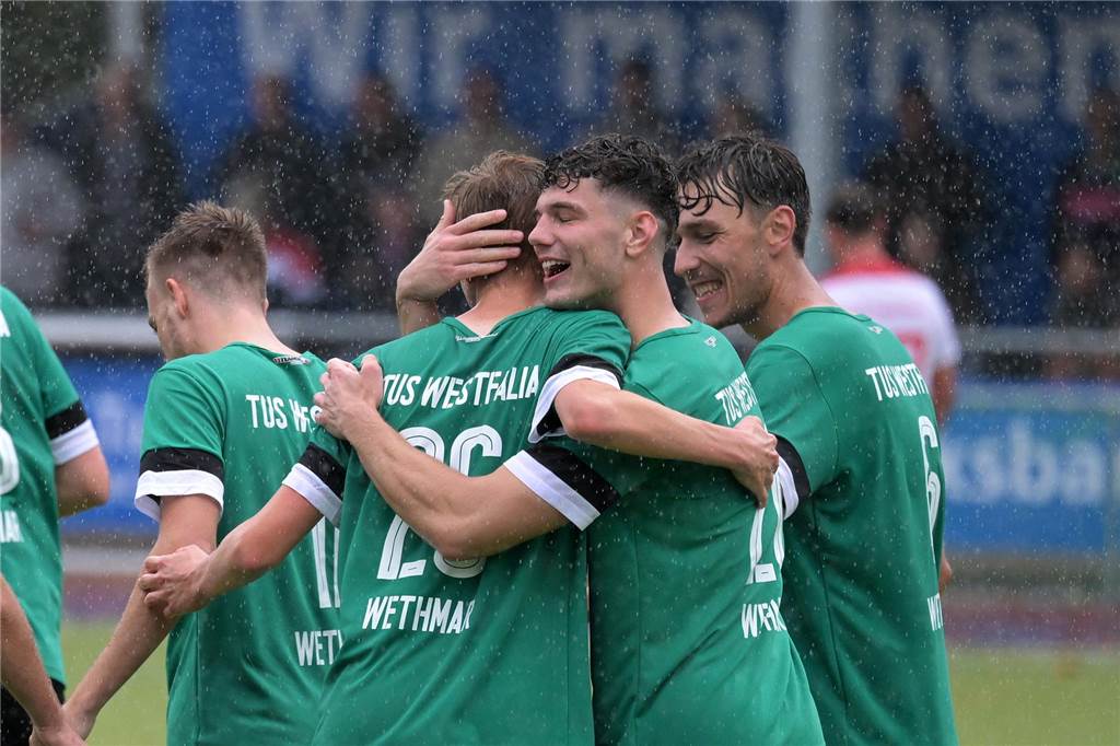 Jonas Allefeld (im Bild) teilt sich mit gleich sechs weiteren Spielern gleichberechtigt das Kapitänsamt von Westfalia Wethmar. Dazu zählen Arne Neuhäuser, Niklas Pella, Luis Hunschede, Niklas Dvorak, Riaan Neutzner und Mats Lange.