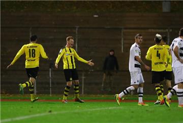 Jonas Arweiler (l.) bejubelt seinen Treffer zum 2:2.