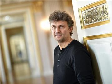 Jonas Kaufmann will stärker auf seine "innere Stimme" hören. Foto: Angelika Warmuth/Archiv