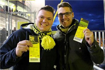 Jonas (l.) und Richard Kursch waren erstmals seit vier Jahren wieder im Signal Iduna Park – und freuten sich riesig über den BVB-Sieg gegen Bayern München.