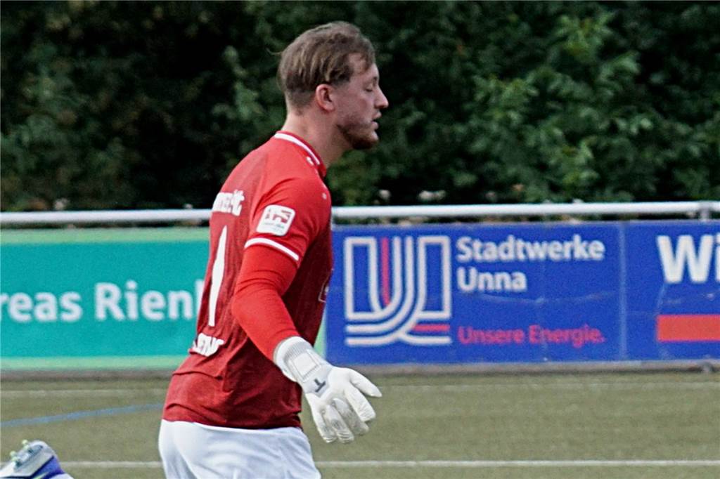 Westfalenliga-Keeper Jonas Trebing kehrt zum SuS Kaiserau zurück Jonas Trebing aus Methler kehrt vom Westfalenligisten Hammer SpVg zurück zum SuS Kaiserau.