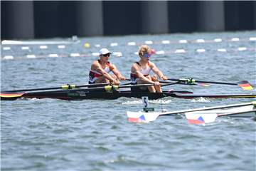 Jonathan Rommelmann (l.) und Jason Osborne (r.) stehen im olympischen Finale. 