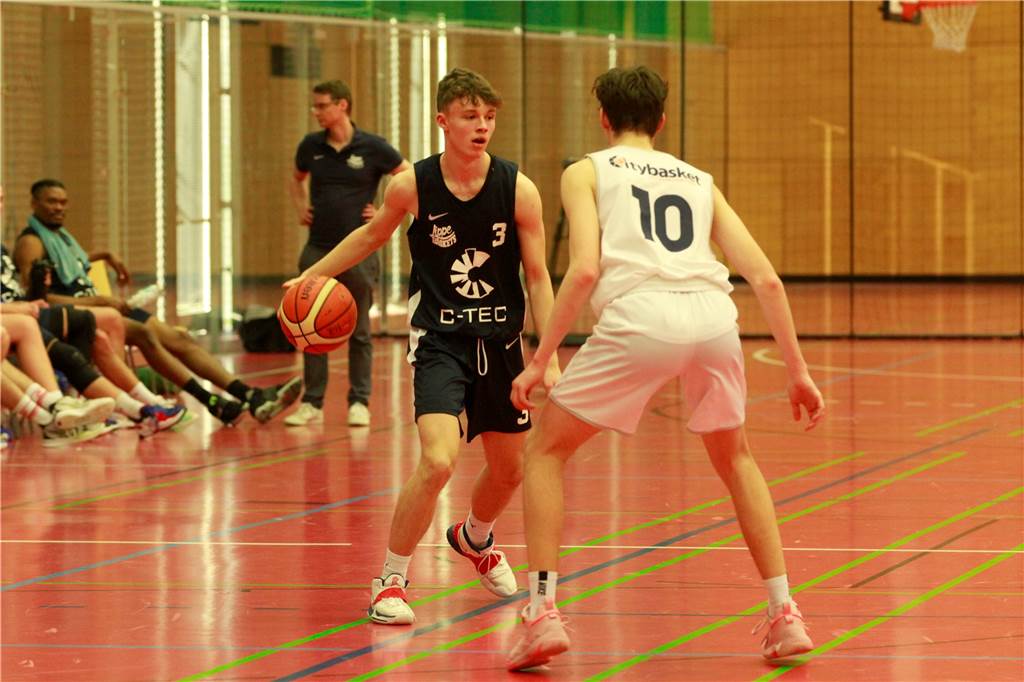 Jordan Most ist mit seinen gerade einmal 15 Jahren schon ein fester Bestandteil bei den LippeBaskets.