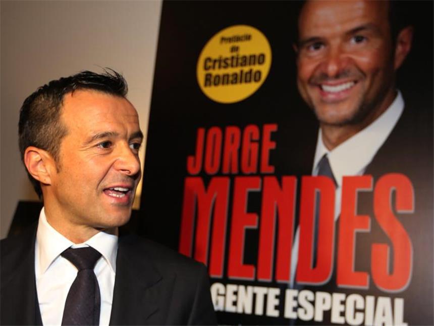 Ronaldo-Agent Jorge Mendes: Wie die Spinne im Netz Jorge Mendes ist der Manager von Cristiano Ronaldo. Foto: Manuel De Almeida