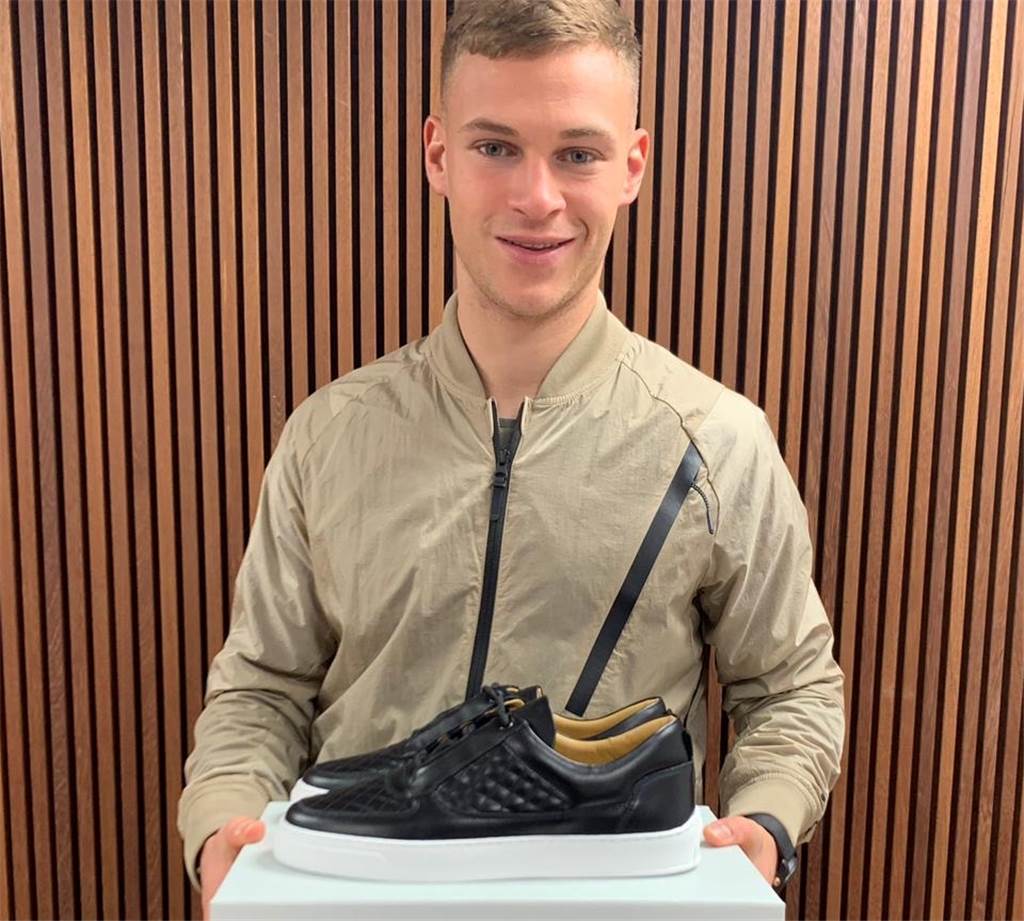 Leandro Lopes: Internationale Stars stehen auf Schuh-Design aus Stadtlohn Joshua Kimmich freut sich über seine LL-Sneaker