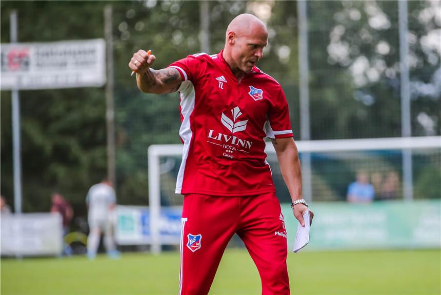 Hecker- und West-Cup: Bövinghausens Tanz auf zwei Hochzeiten wird am Samstag schwierig Jubel über den Halbfinal-Einzug: Thorsten Legat.