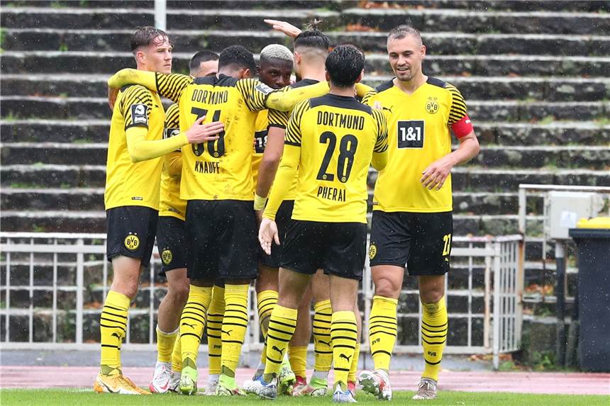 Jubelt der BVB II auch in Braunschweig? Der U23 steht eine Partie beim Traditionsklub bevor.