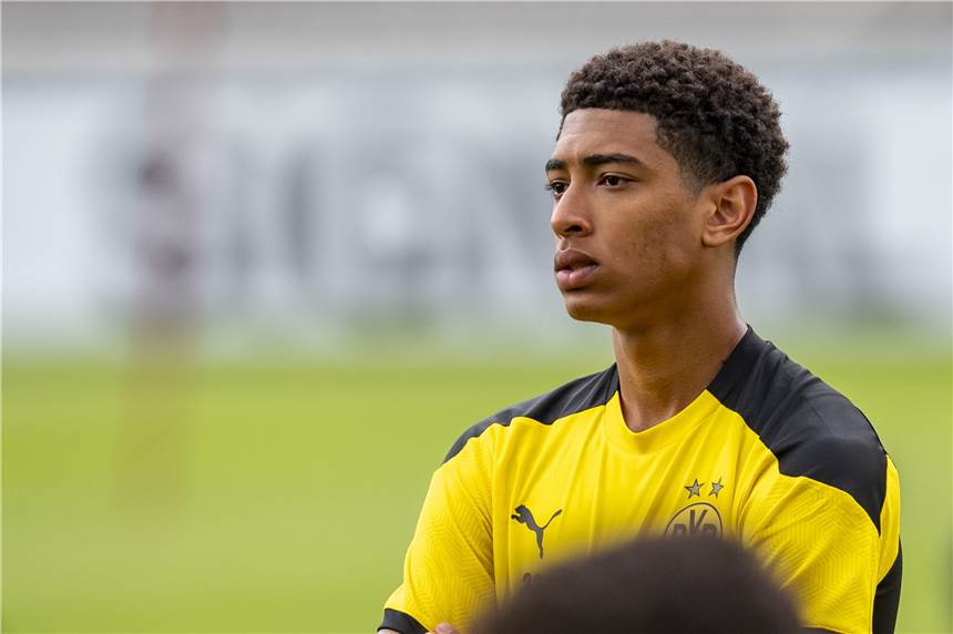 Nationalspieler: Jude Bellingham befördert – viele BVB-Duelle stehen an Jude Bellingham wurde ins englische A-Team berufen.