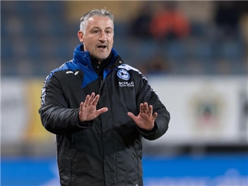 Jürgen Kramny musste den Trainerposten bei Arminia Bielefeld räumen. Foto: Guido Kirchner