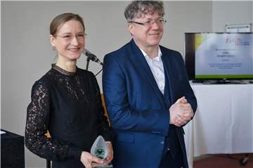 Jürgen Larys und Susanne Hocke am 1. März bei der Verleihung des Lüner Kulturpreises im oberen Foyer des Hilpert-Theaters.